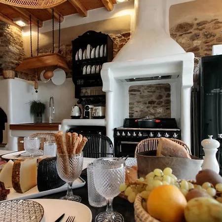 Naxos Heritage Villa